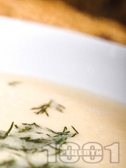 Крем супа с карфиол, синьо сирене и прясно мляко - снимка на рецептата